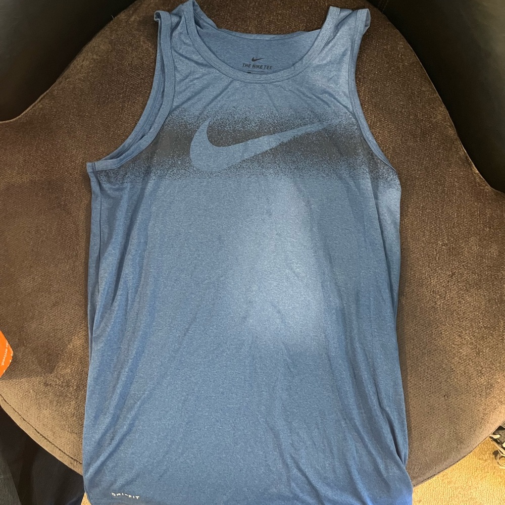 Mens Nike Medium Sleeveless Tank Top